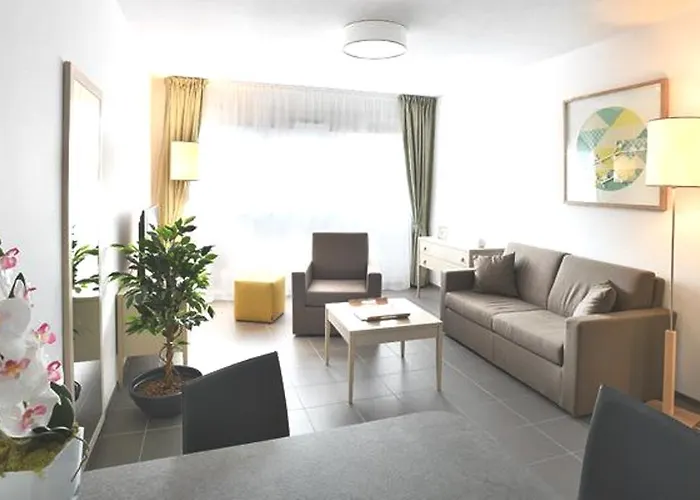 Domitys Le Jardin Des Palmiers Aparthotel