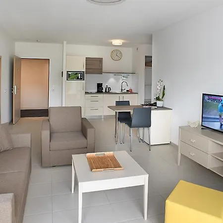 Domitys Le Jardin Des Palmiers 4* Ajaccio (Corsica)